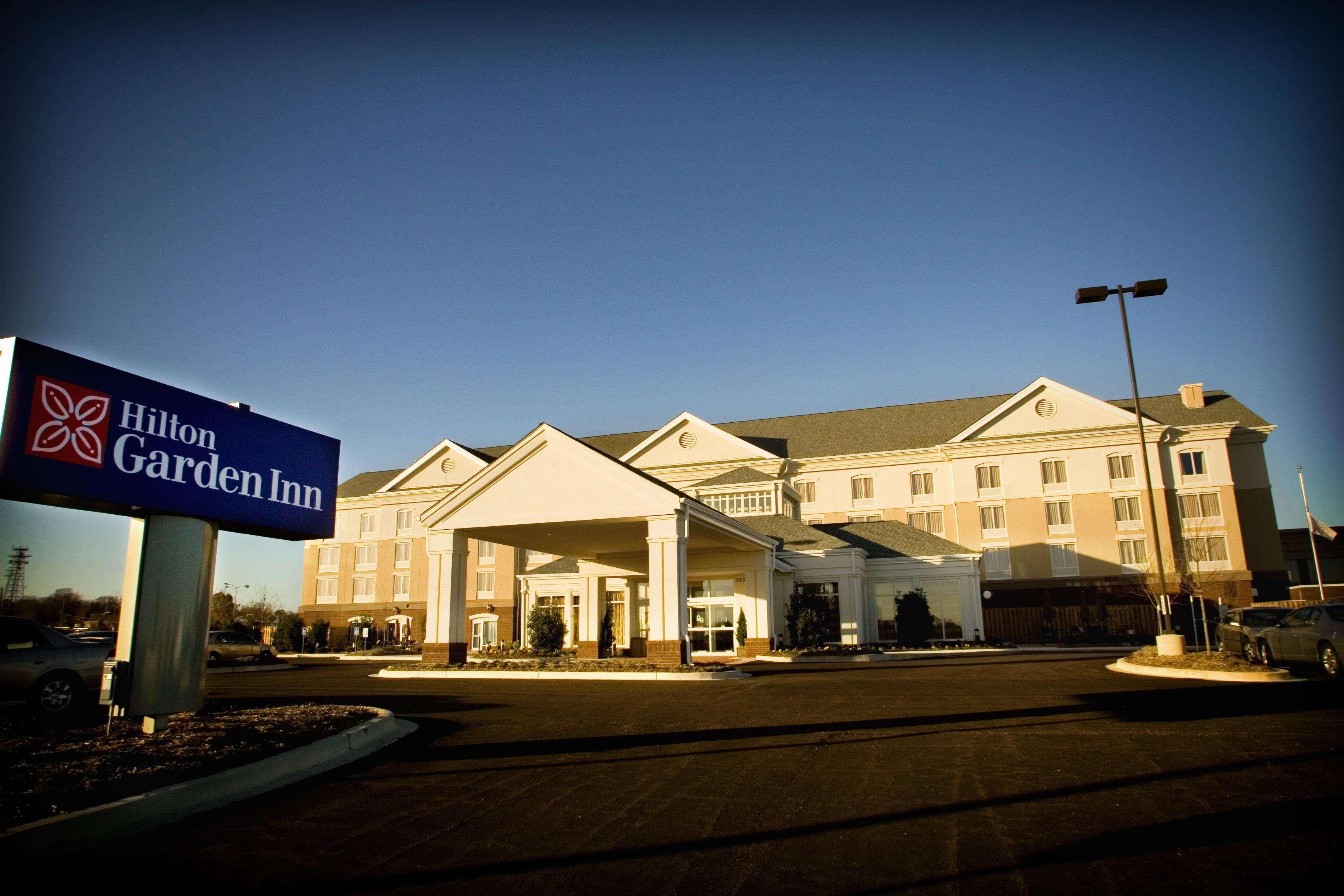 Hilton Garden Inn Tupelo Exterior photo